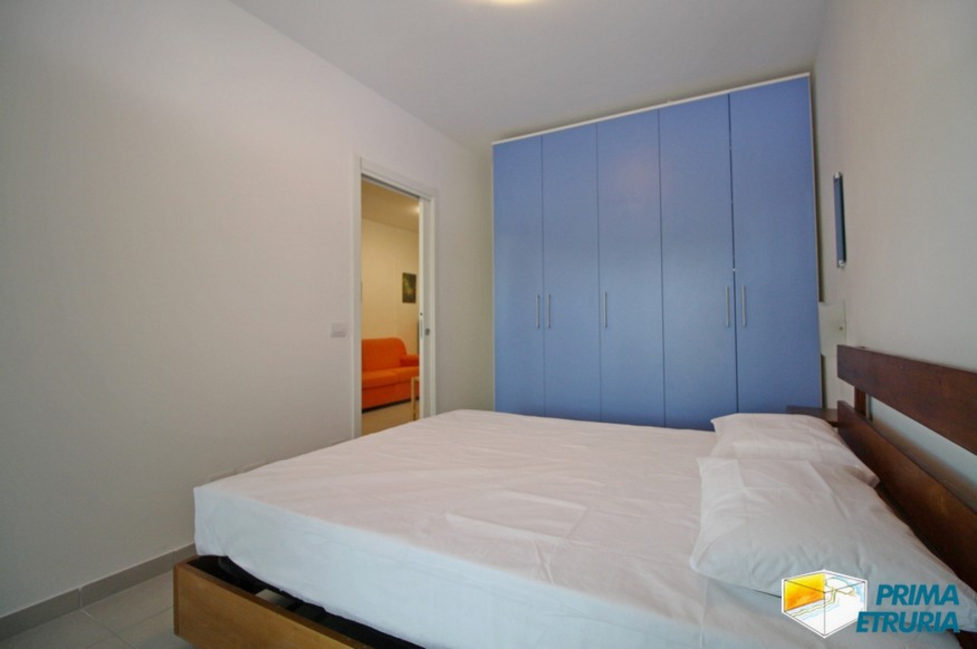 BILOCALE RISTRUTTURATO CON BELLISSIMA VISTA SUL MARE - ZONA ROSMARINA 