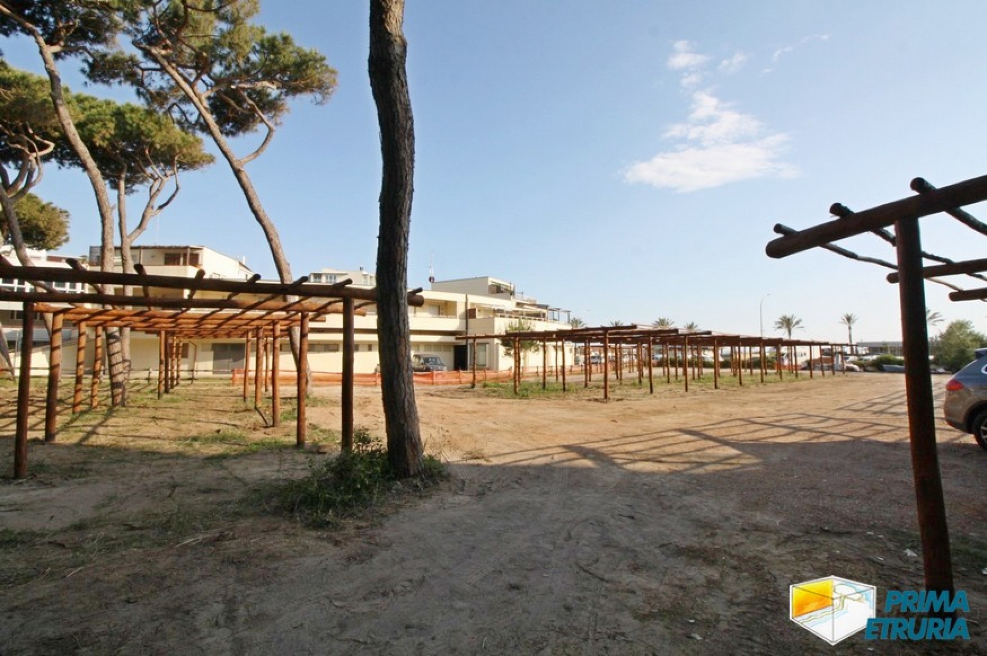 BILOCALE RISTRUTTURATO CON BELLISSIMA VISTA SUL MARE - ZONA ROSMARINA 