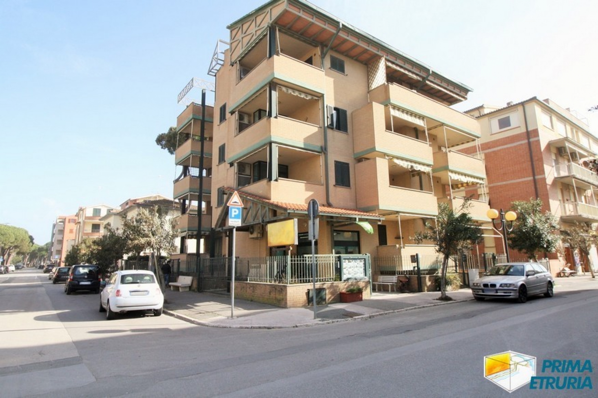 AMPIO BILOCALE LUNGO IL CORSO DI MARINA DI GROSSETO - ZONA CENTRO -