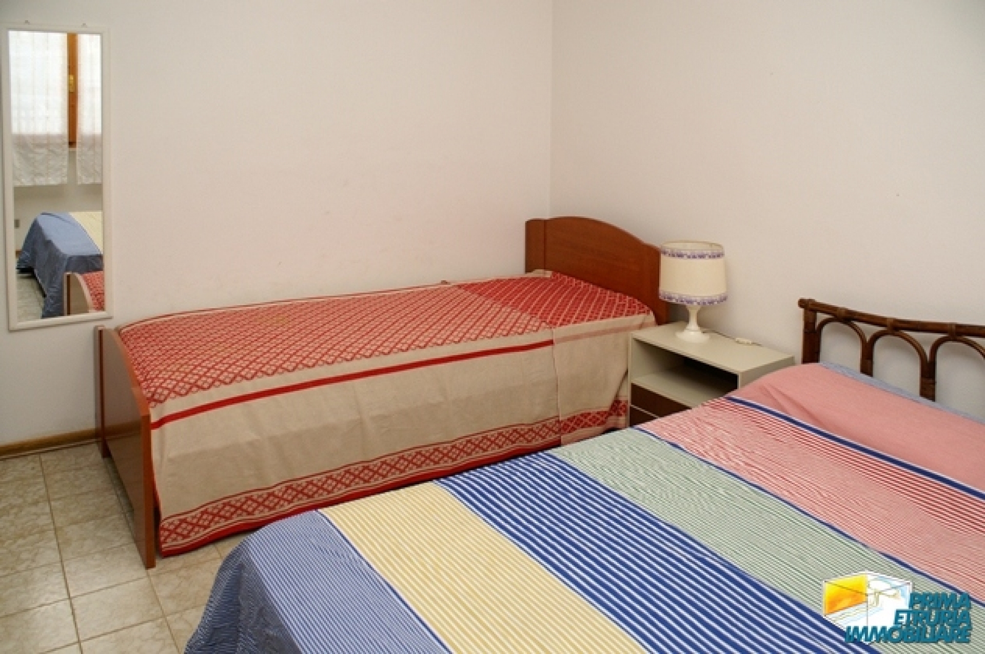 BILOCALE CON AMPIO GIARDINO IN VIA CALA DI FORNO - ZONA ROSMARINA - 