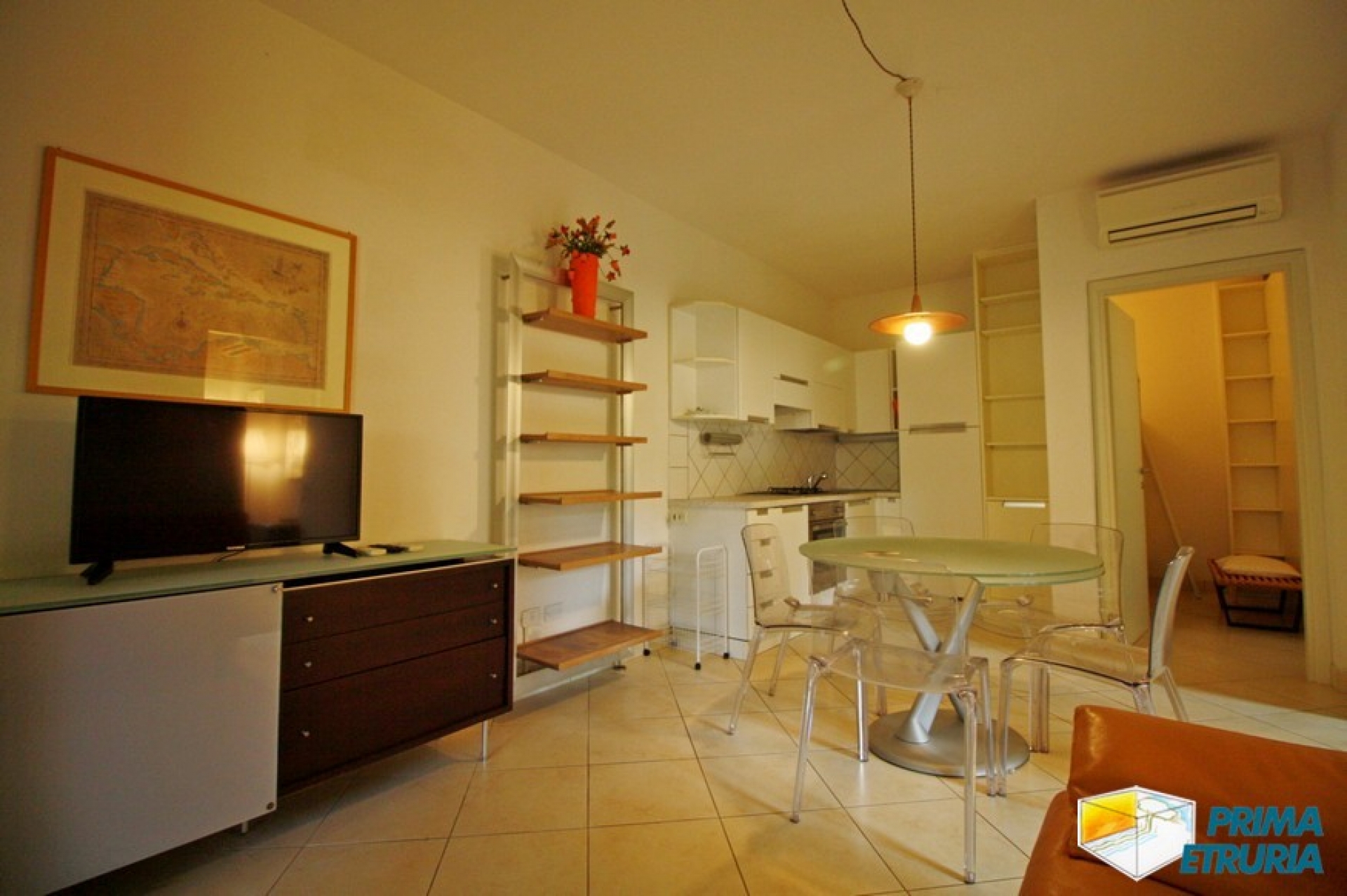 BELLISSIMO TRILOCALE CON AMPIO GIARDINO - ZONA ROSMARINA -