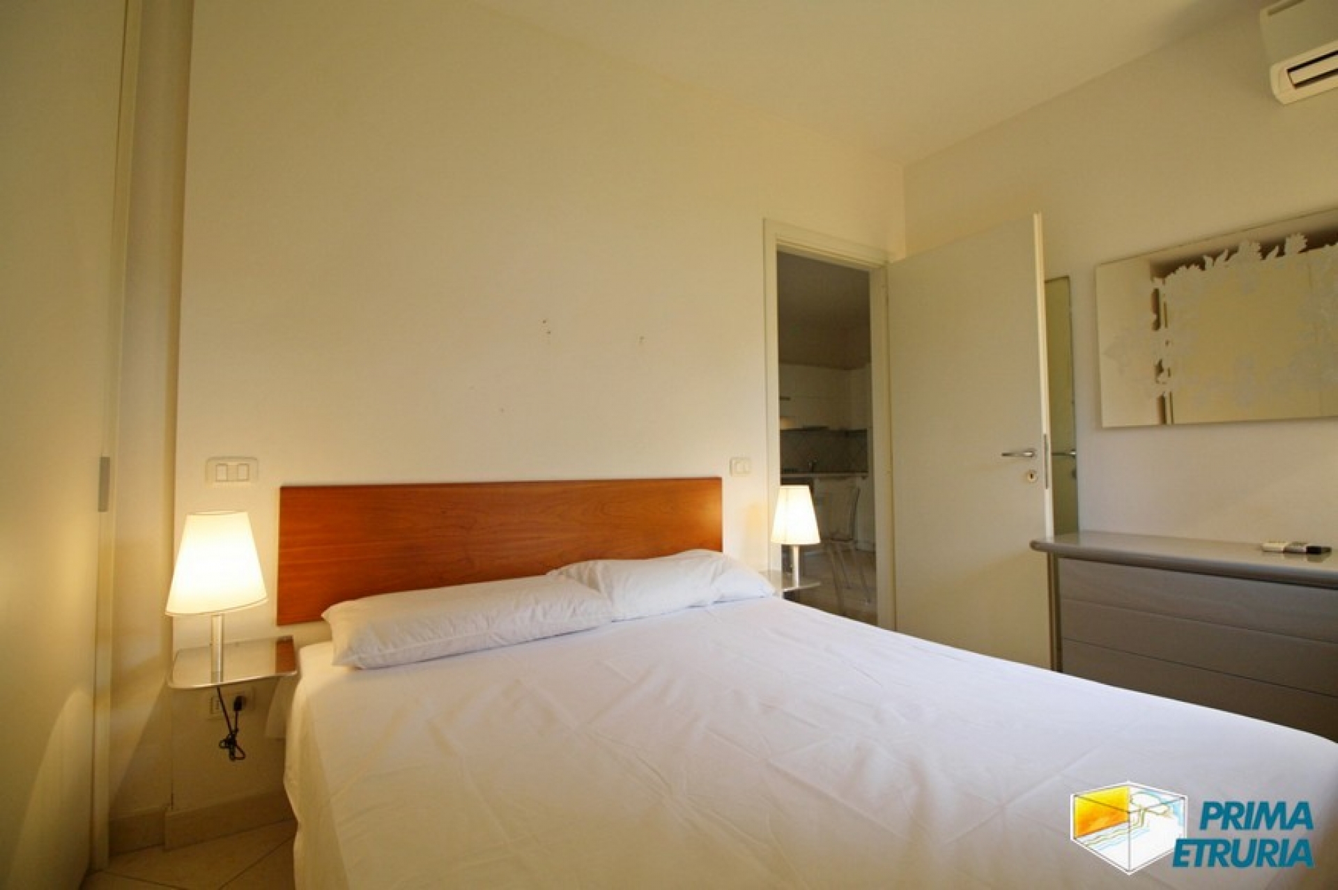 BELLISSIMO TRILOCALE CON AMPIO GIARDINO - ZONA ROSMARINA -