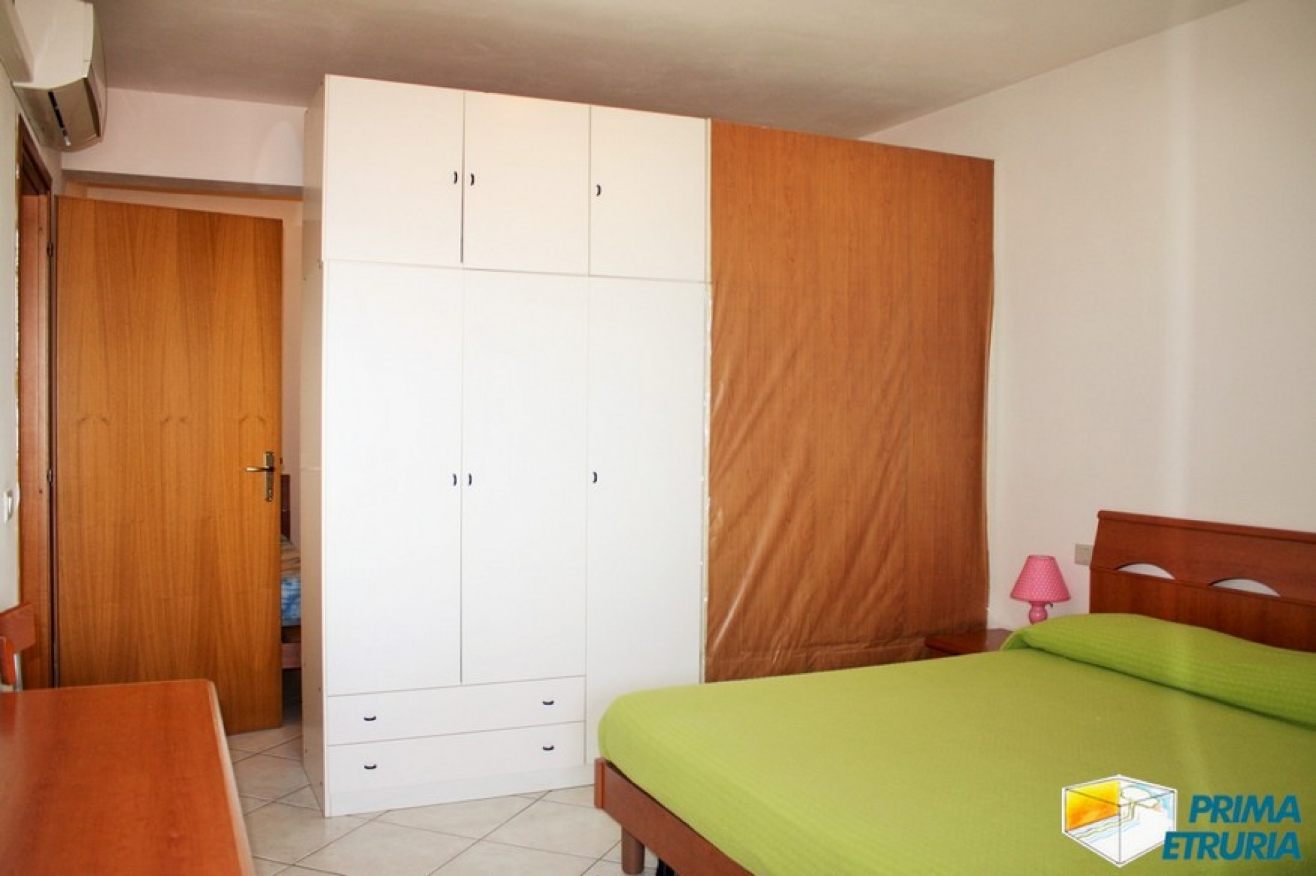 TRILOCALE ARCOBALENO 21 FRONTE MARE - ZONA CENTRO 