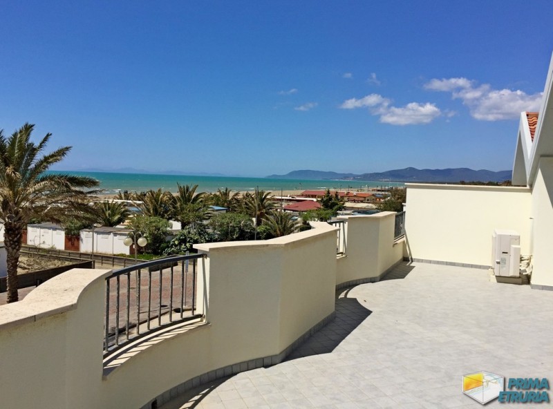 ATTICO LEOPOLDO 1 FRONTE MARE - ZONA ROSMARINA - 