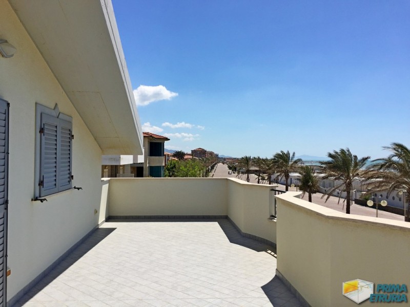 ATTICO LEOPOLDO 1 FRONTE MARE - ZONA ROSMARINA - 