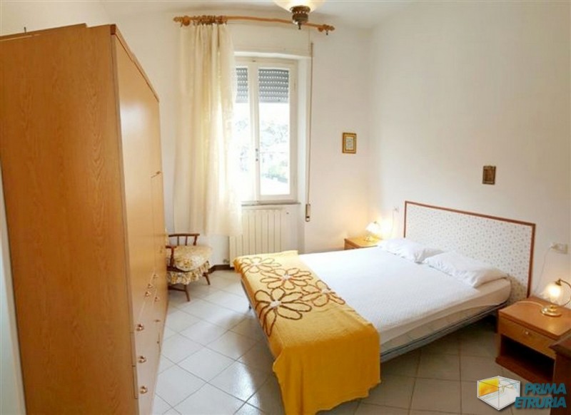 QUATTRO VANI FRONTE MARE - ZONA ROSMARINA -