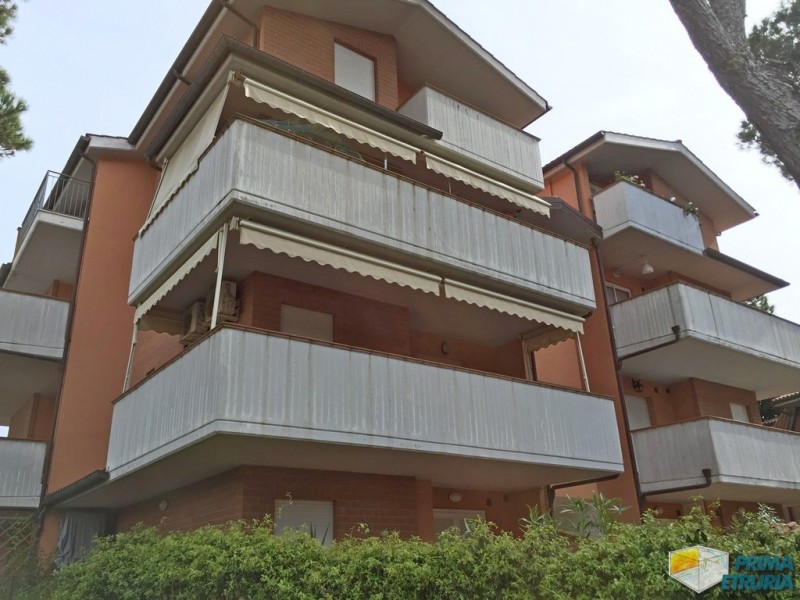 VENDESI TRILOCALE VIA CALA DI FORNO 7 - ZONA ROSMARINA -