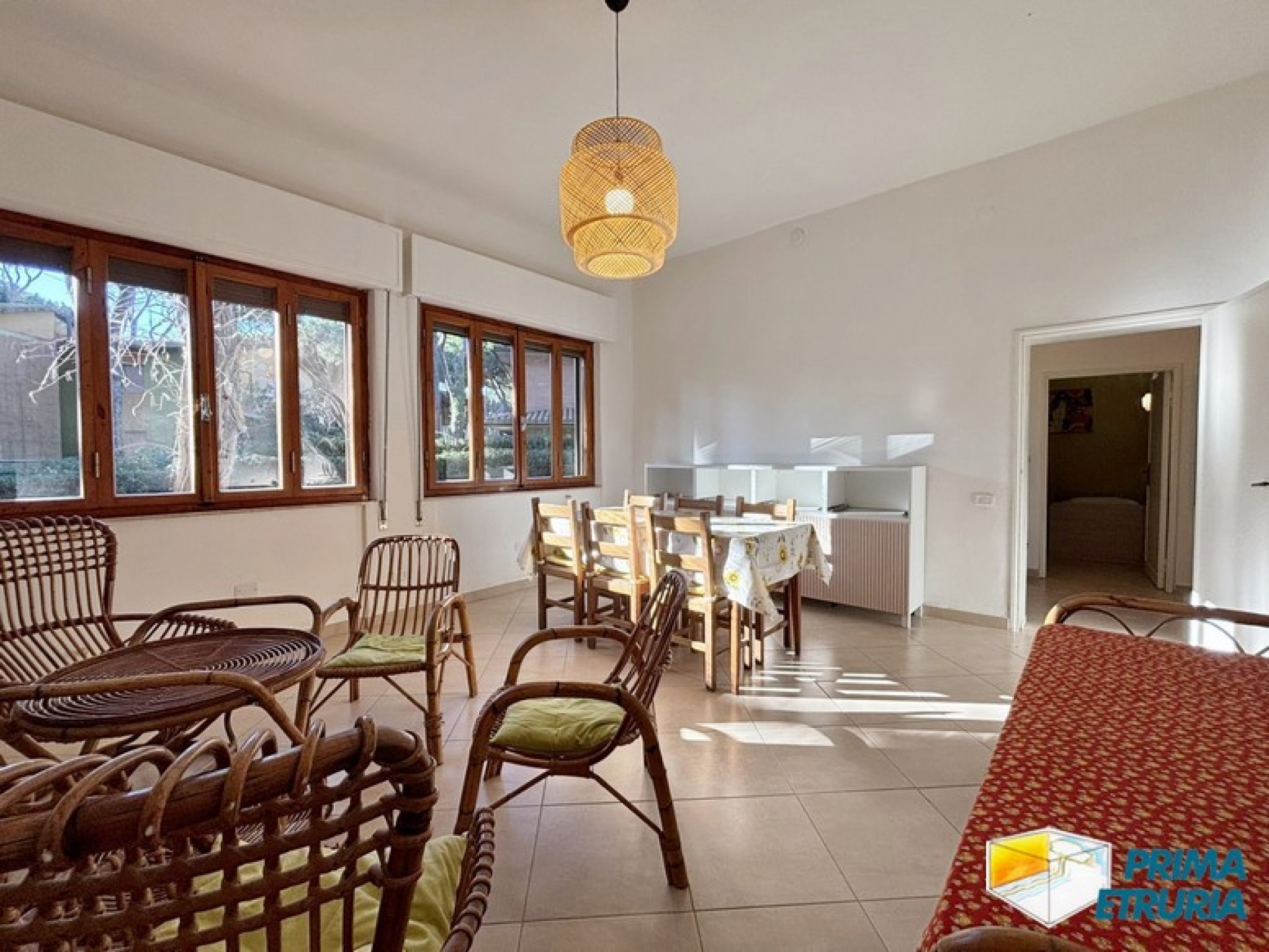 TRE CAMERE CON GIARDINO VIA MONTECRISTO - ZONA ROSMARINA -