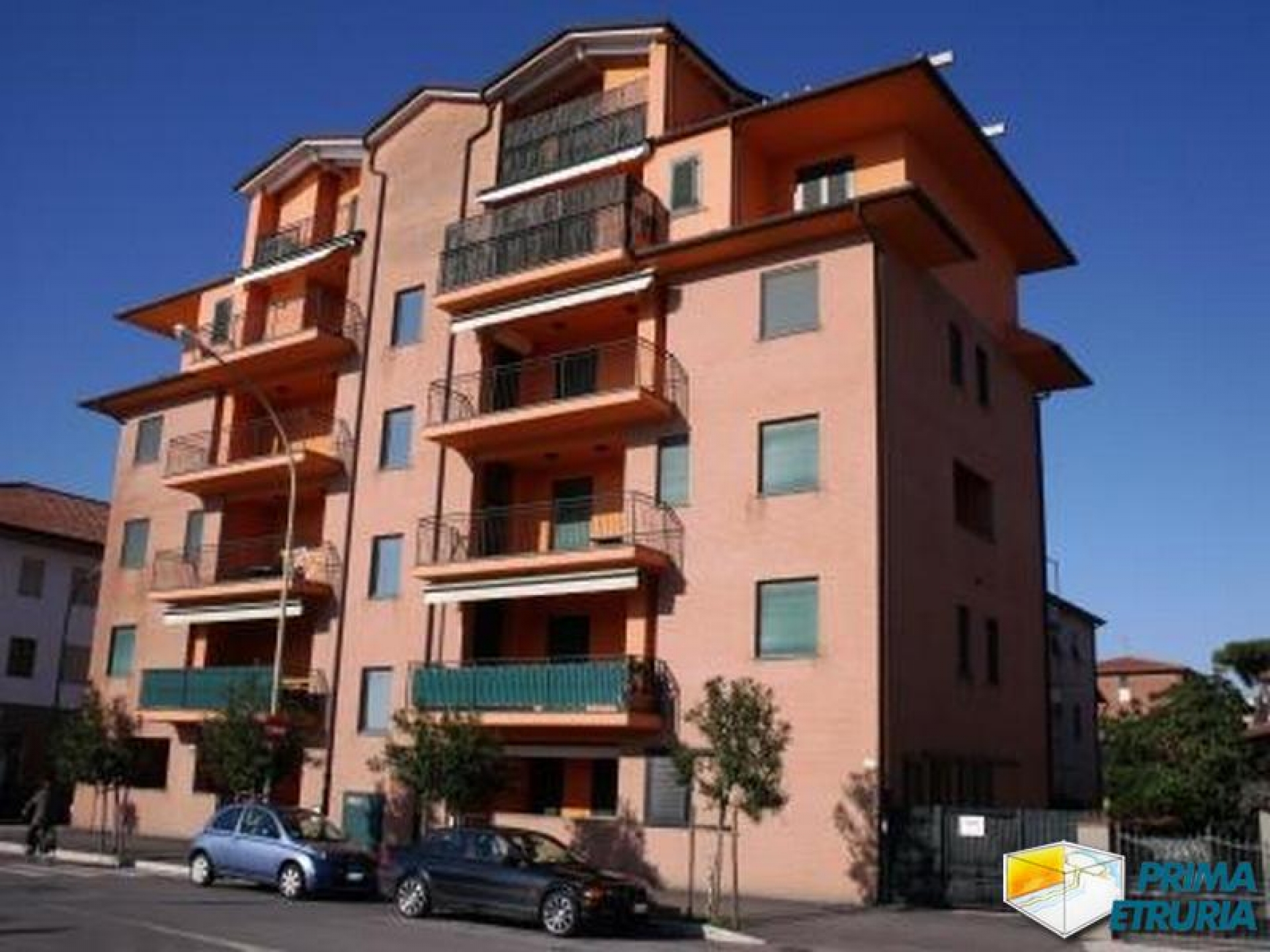 TRILOCALE VIA GROSSETANA 22 - MARINA DI GROSSETO -