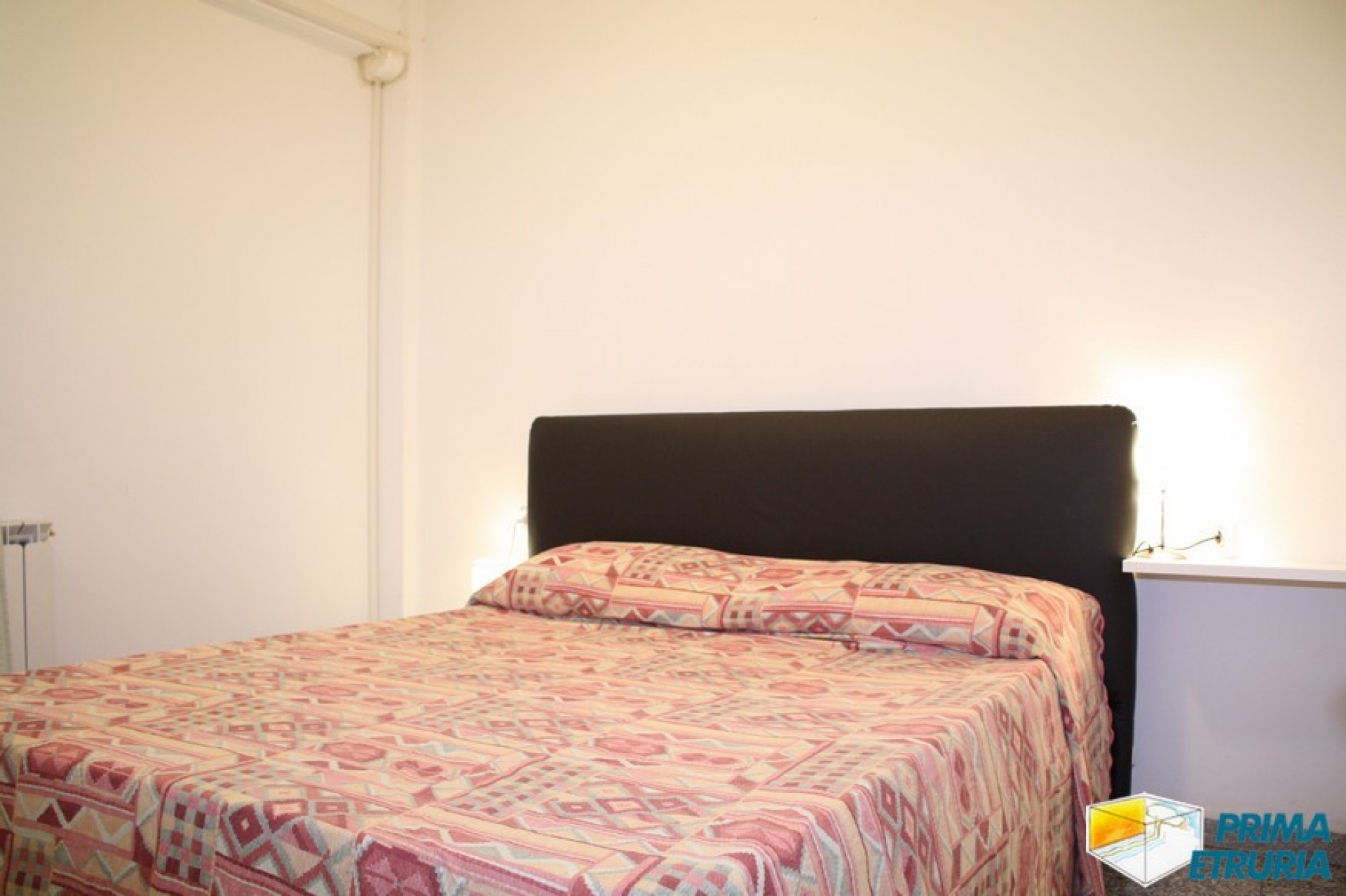 VENDESI BILOCALE VIA CADORNA 1 - ZONA CENTRO -