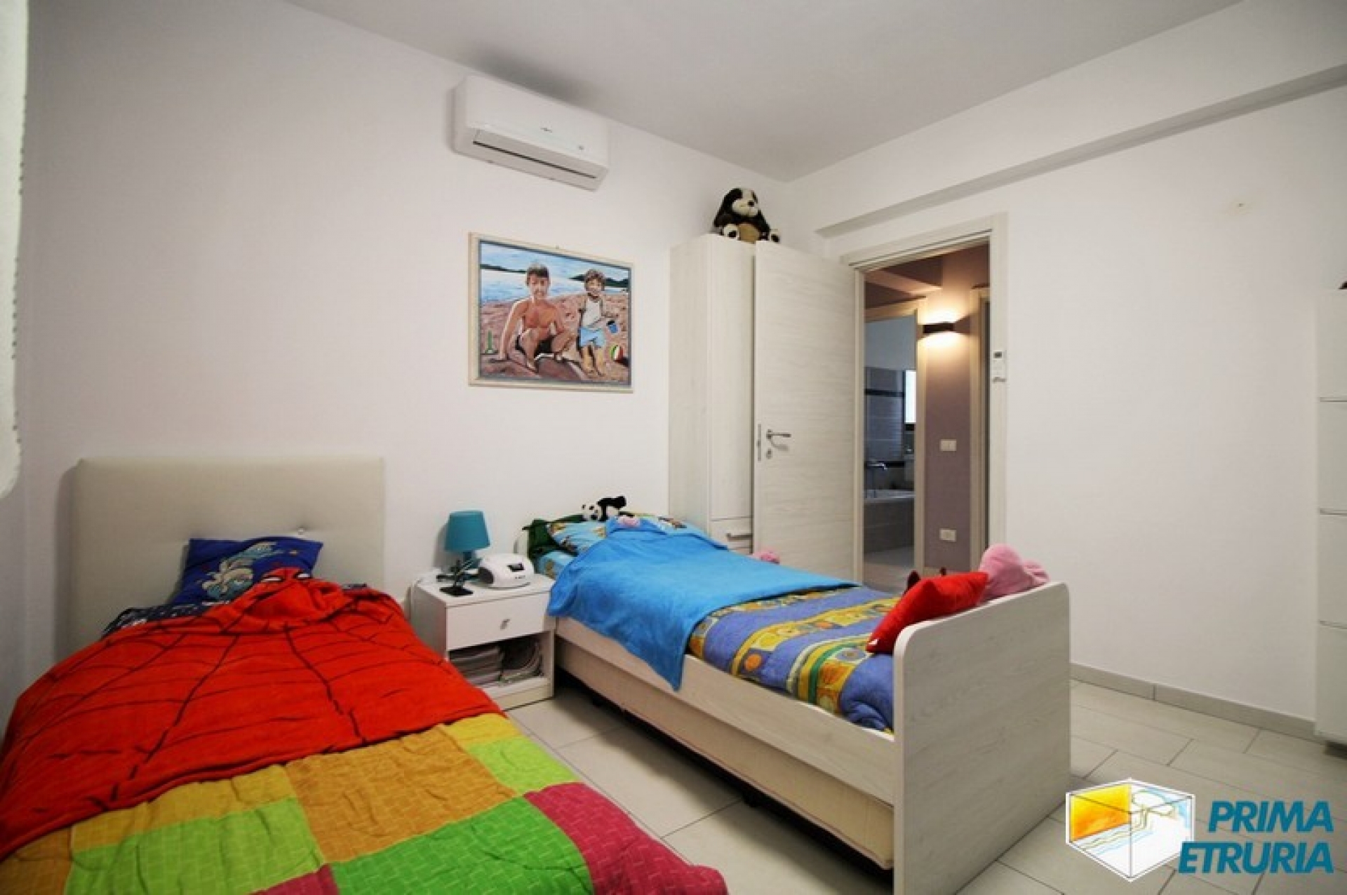 AMPIO TRE CAMERE RISTRUTTURATO - ZONA CENTRO -