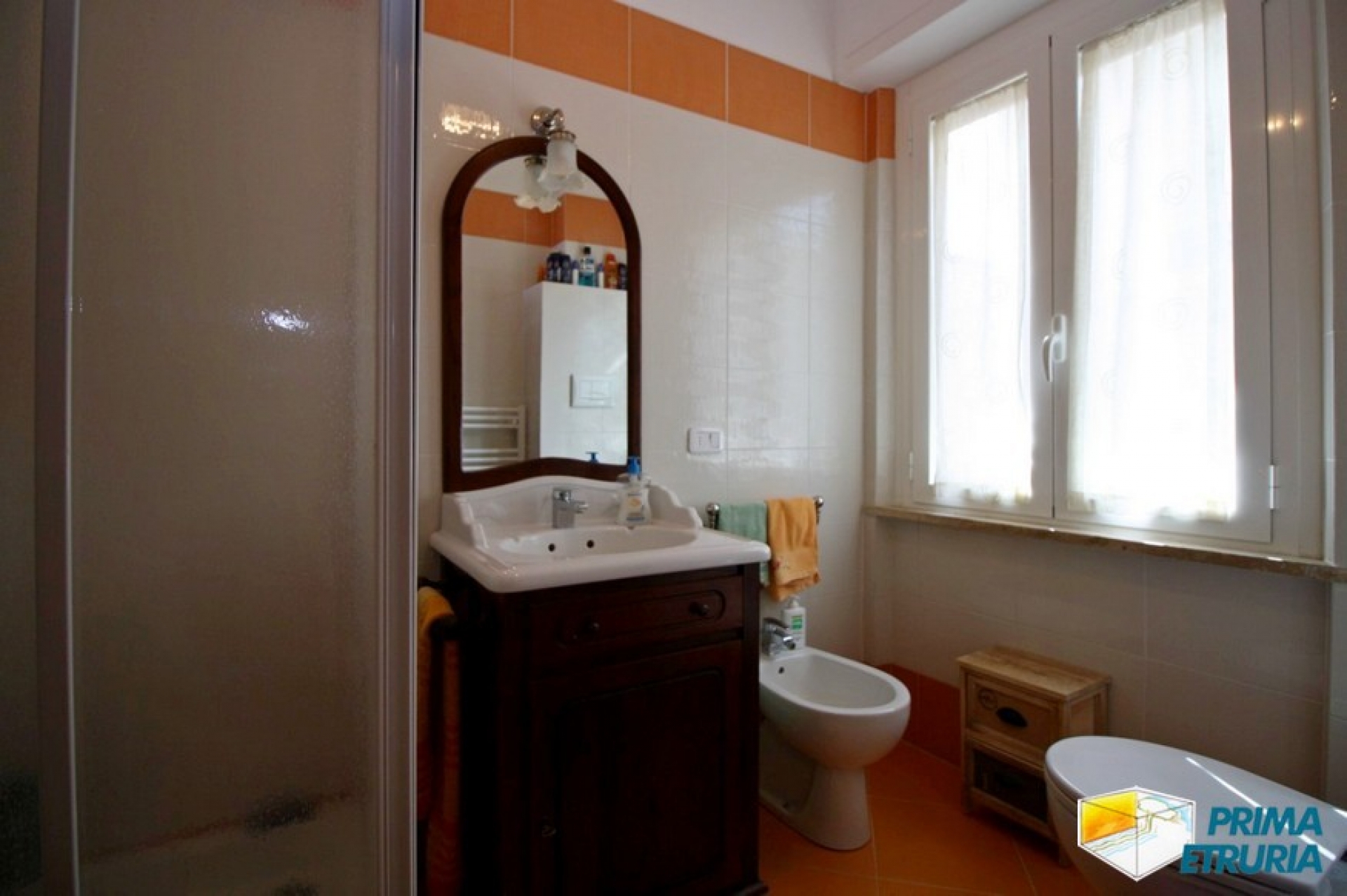 SPLENDIDO BILOCALE FINEMENTE RISTRUTTURATO - ZONA CENTRO - 